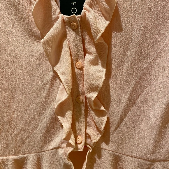 Women’s White Fox top. Size large. Worn one time. - Picture 8 of 8